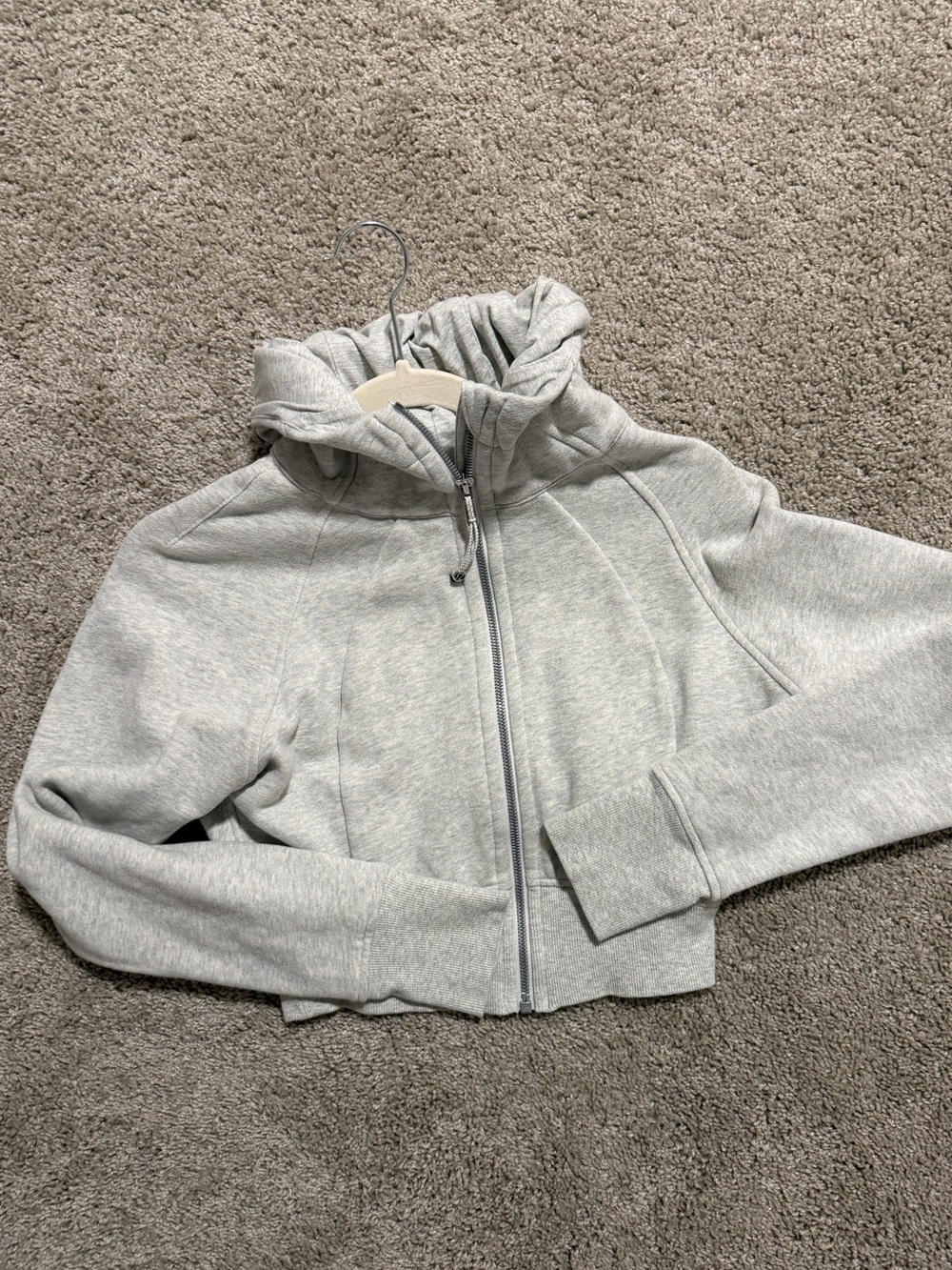 lululemon athletica Light Gray cropped Full-Zip Hooded Jacket